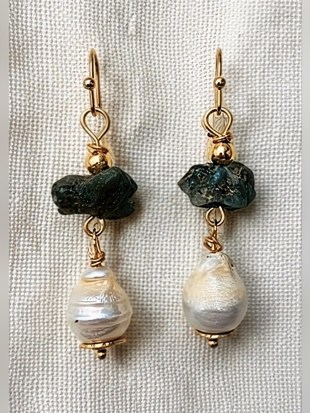 Genuine Rough Peridot & Freshwater Baroque Pearl In Elegant Gold Plated Earrings